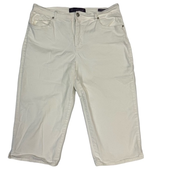 Gloria Vanderbilt Pants - Gloria Vanderbilt Long White Shorts | Embellish Pockets | Ladies Size 12 Vintage